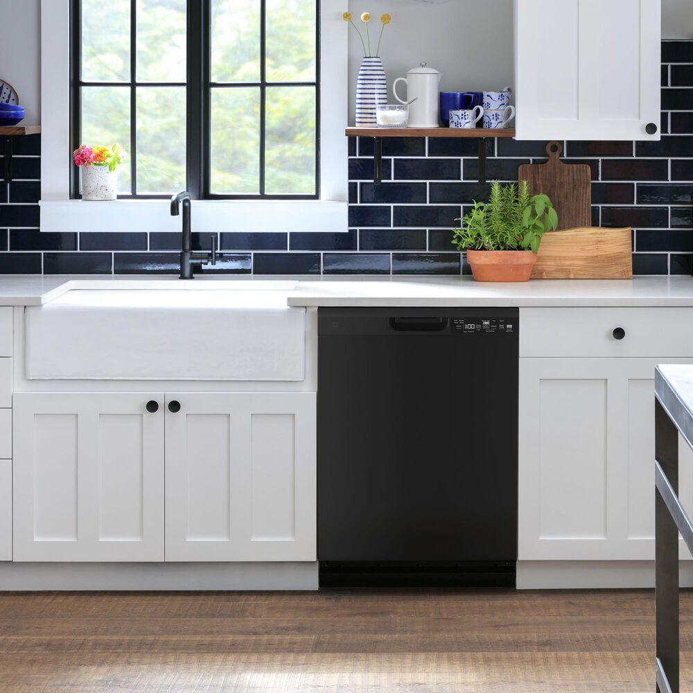 GE Appliances 24&quot; Built-In Integrated Handle Dishwasher with Front Control and 52 dBA in Black, , large