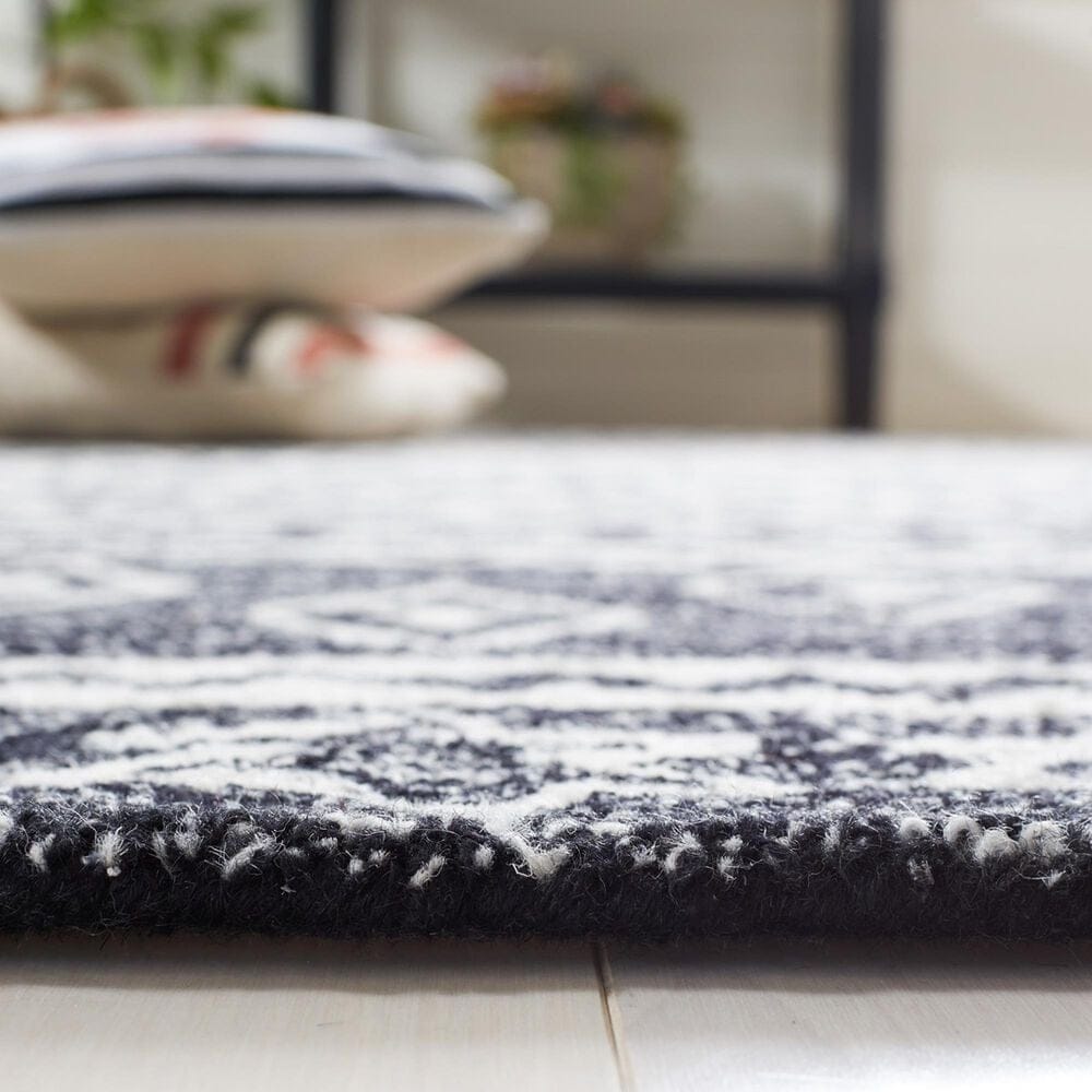 Safavieh Micro-Loop 8&#39; x 10&#39; Black and Gray Area Rug, , large