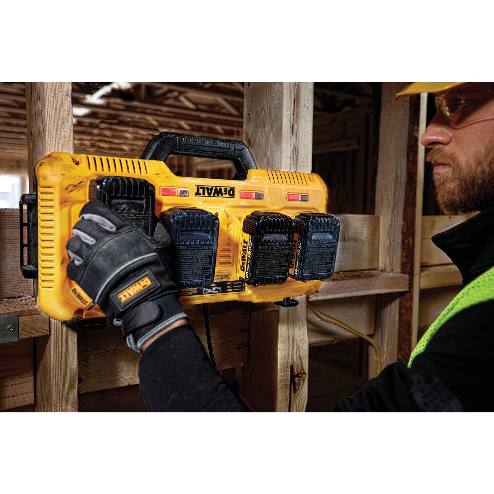 Dewalt quick charger best sale