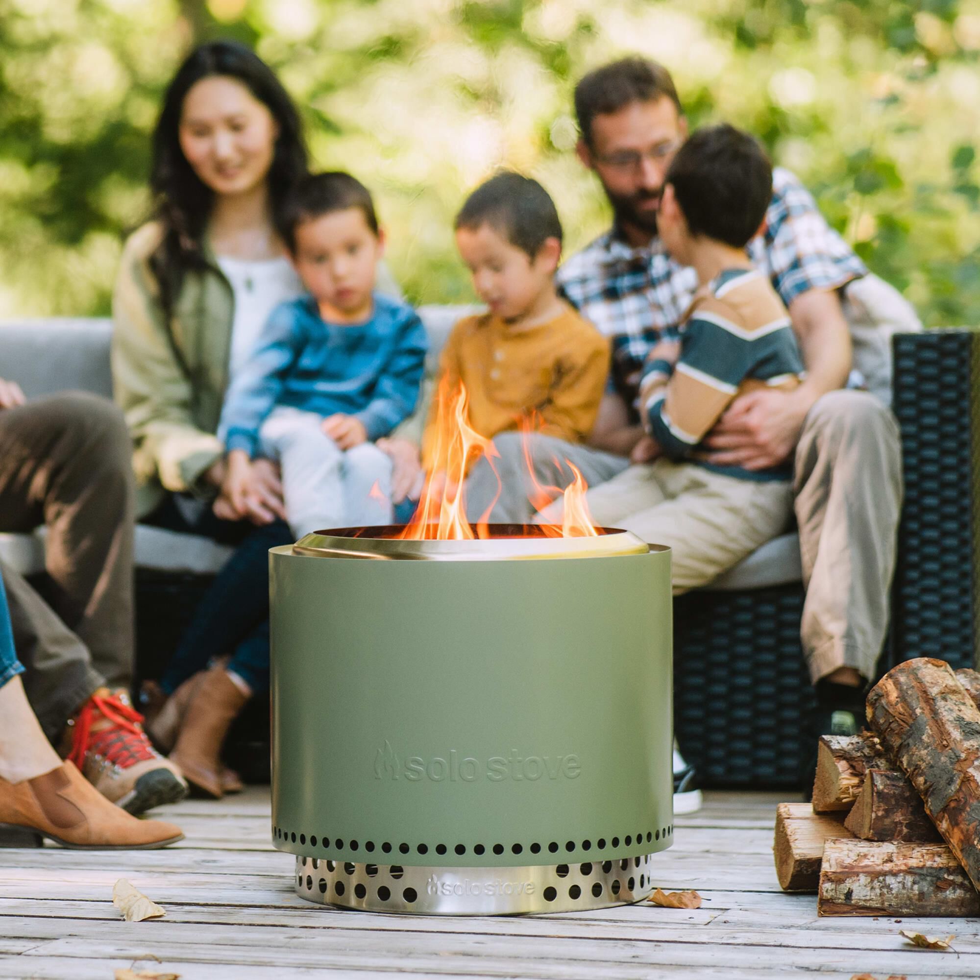 Solo Stove Bonfire Fire Pit with Stand 2.0 in Deep Olive
