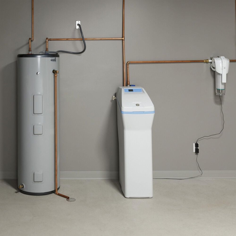 GE Appliances 40-Gallon Tall 5500W Electric Water Heater in Gray, , large
