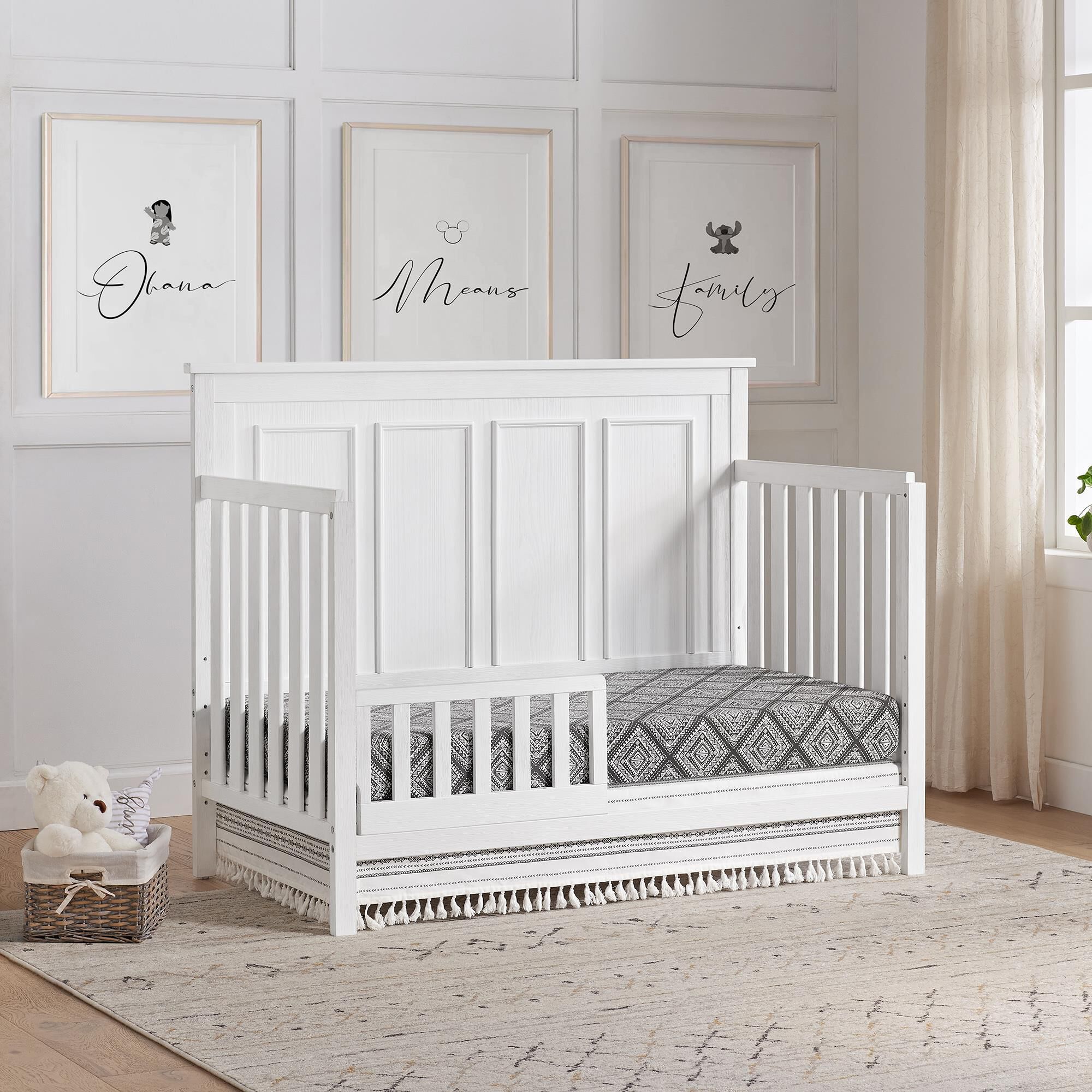 Oxford Baby Bennett 4 In 1 Convertible Crib in Rustic White NFM