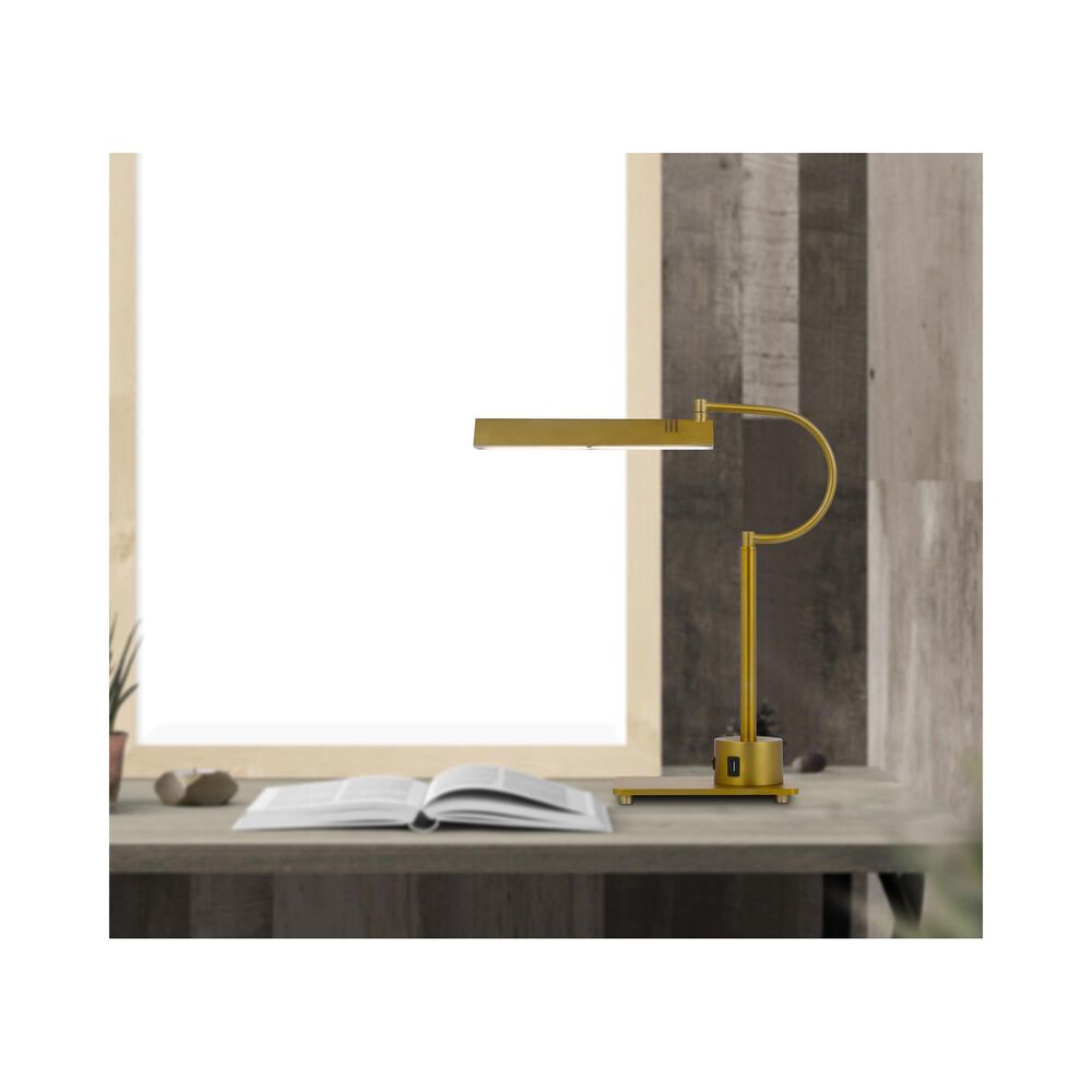 Cal Lighting LED Desk Lamp w/2 USB ports GD, , large
