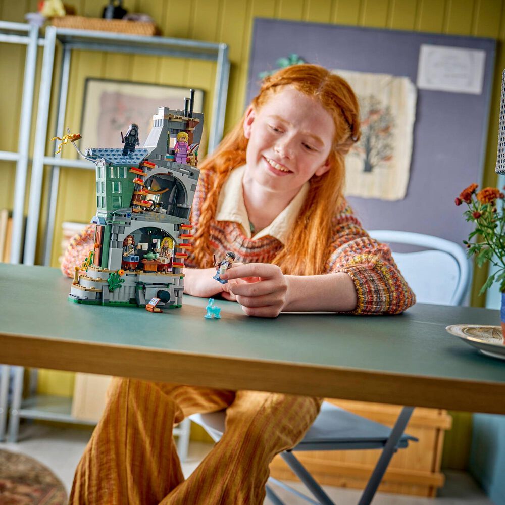 LEGO Harry Potter Luna Lovegood's House Building Set, , large