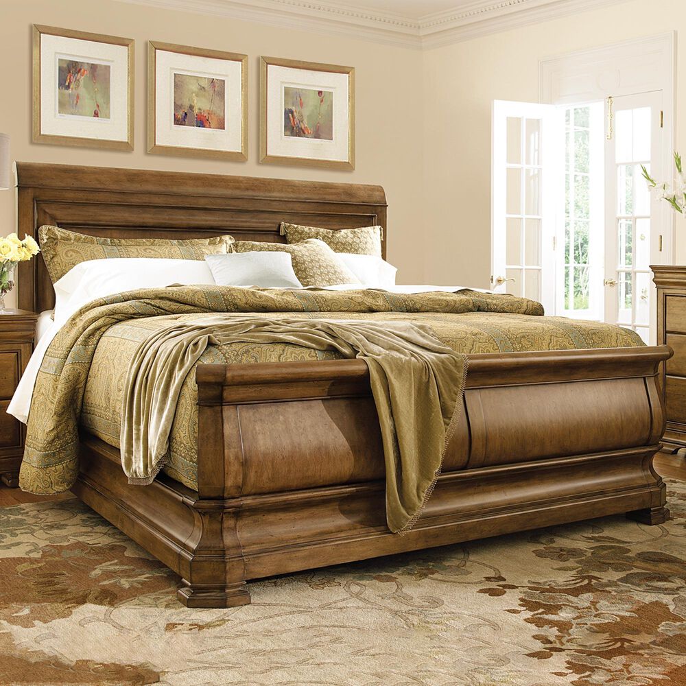 Universal Furniture New Lou Louie P&#39;s Queen Sleigh Bed in Cognac, , large
