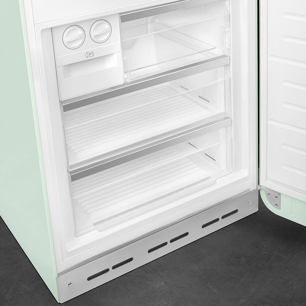 SMEG 18.01 Cu. Ft. Retro Bottom Freeze Refrigerator with Right Hinge in Pastel Green, , large