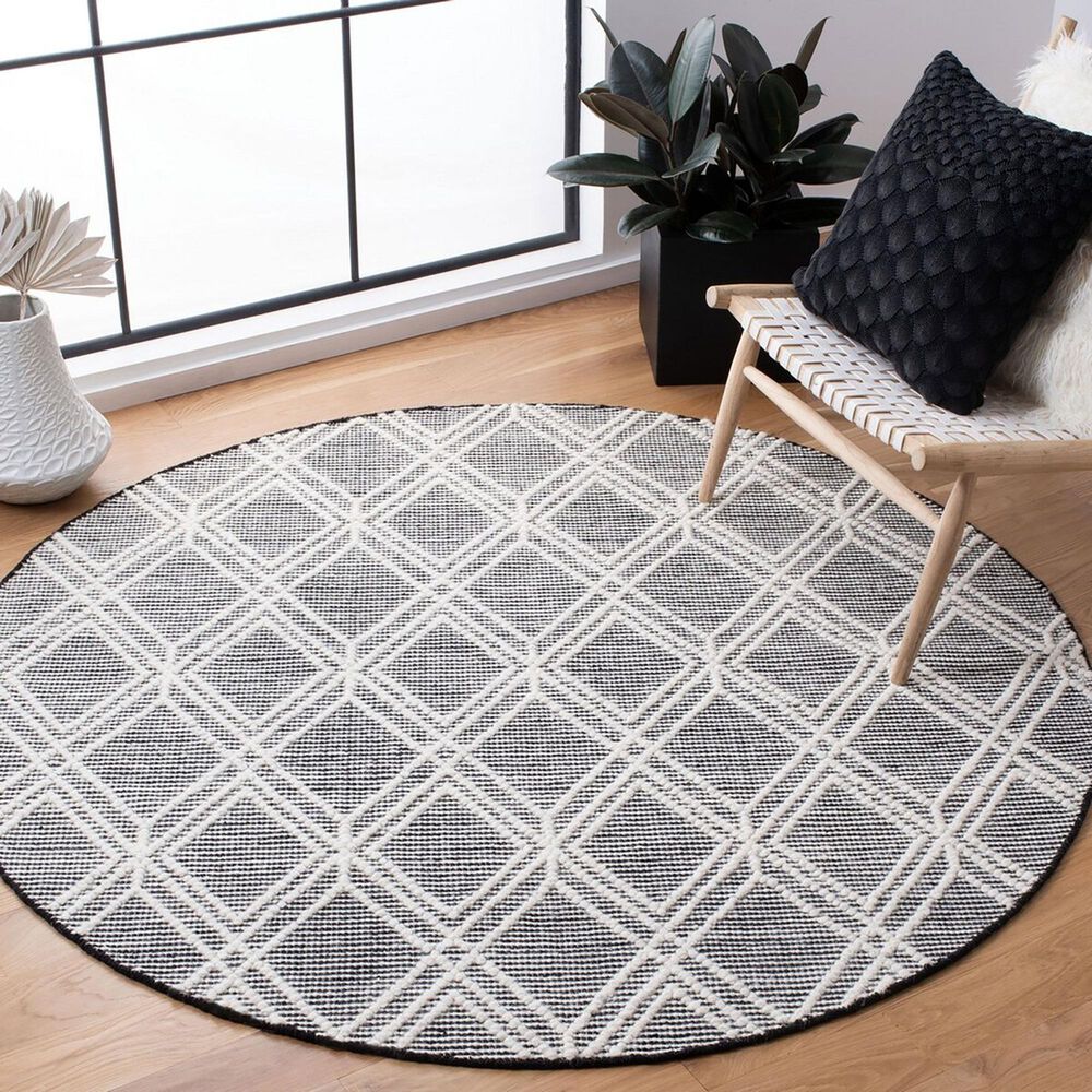Safavieh Natura NAT478A 6&#39; Round Ivory and Black Area Rug, , large