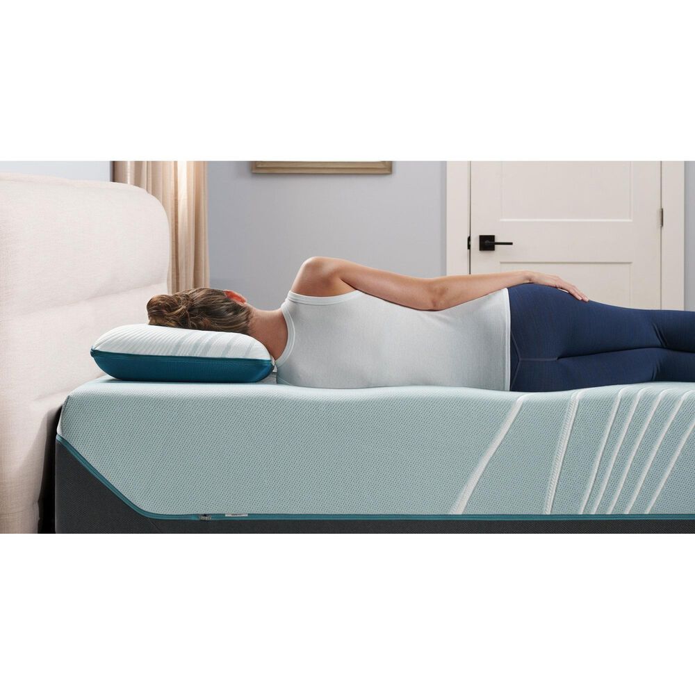 Tempur-Pedic Adapt ProLo King Pillow in White, , large
