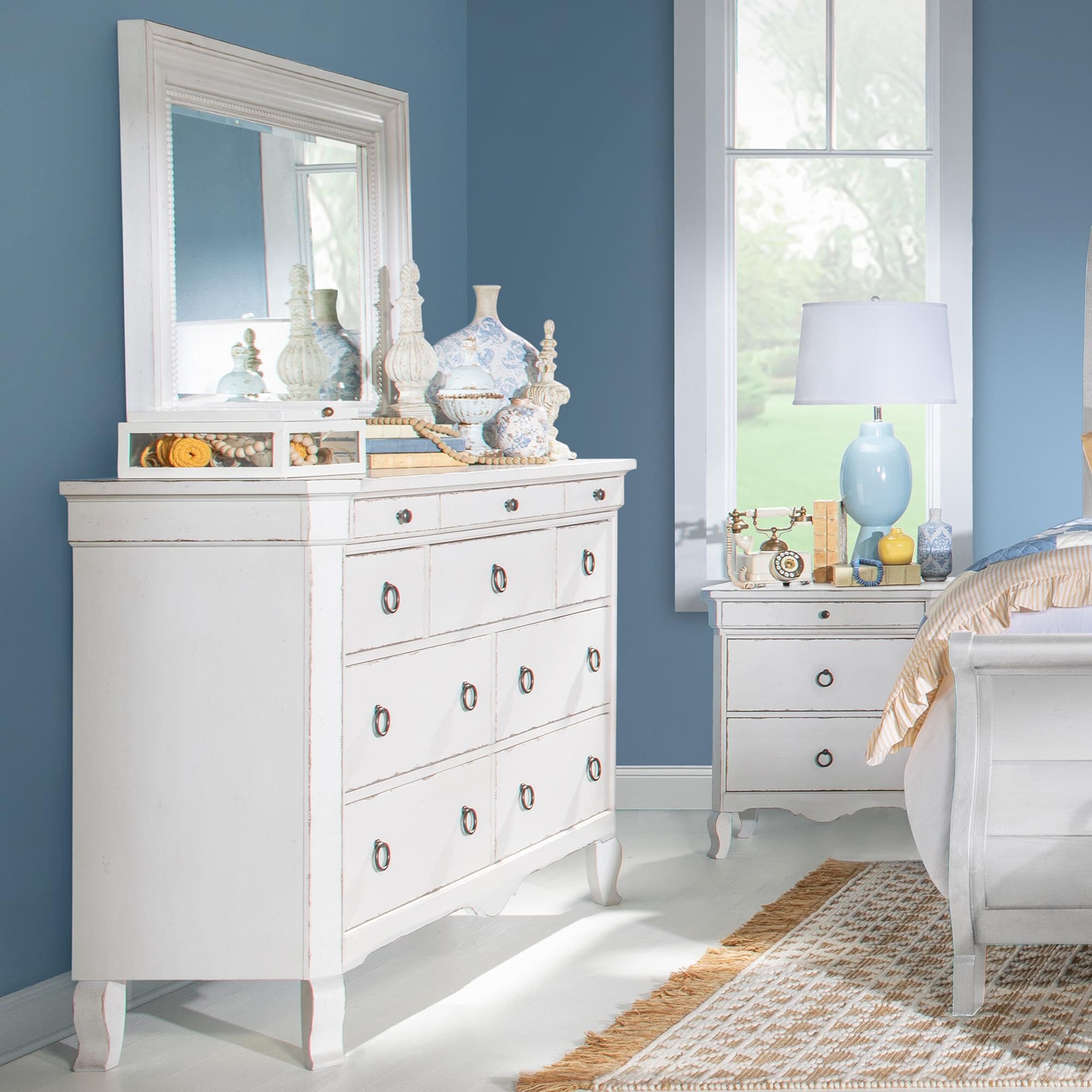 St Claire Home Vintage Market 10-Drawer Dresser and Mirror in
