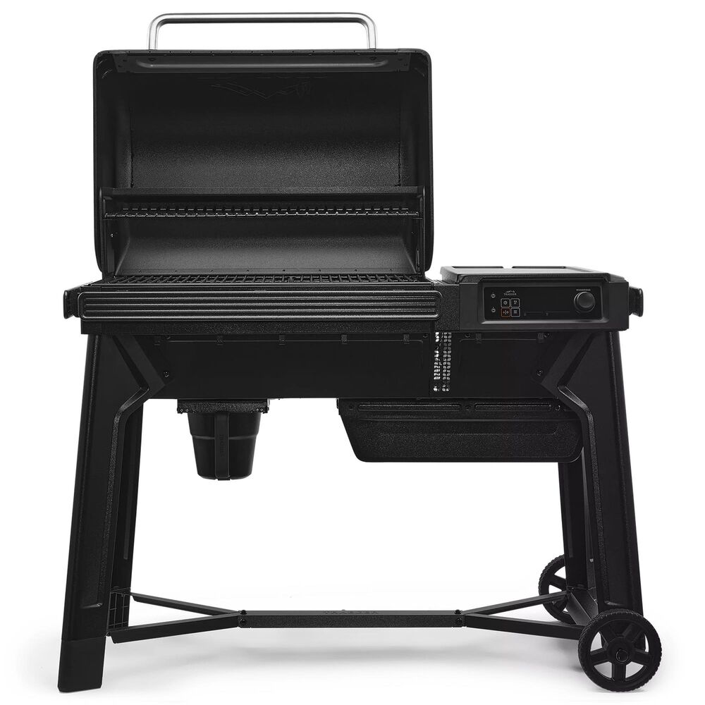 Traeger Grills Woodridge Pellet Grill in Black, , large