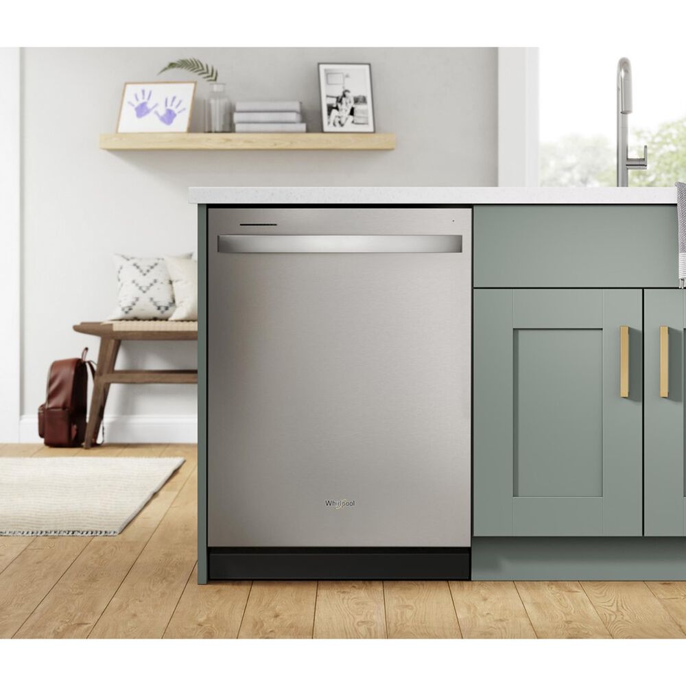 Whirlpool 24" BuiltIn Bar Handle Dishwasher with 47 Decibel in