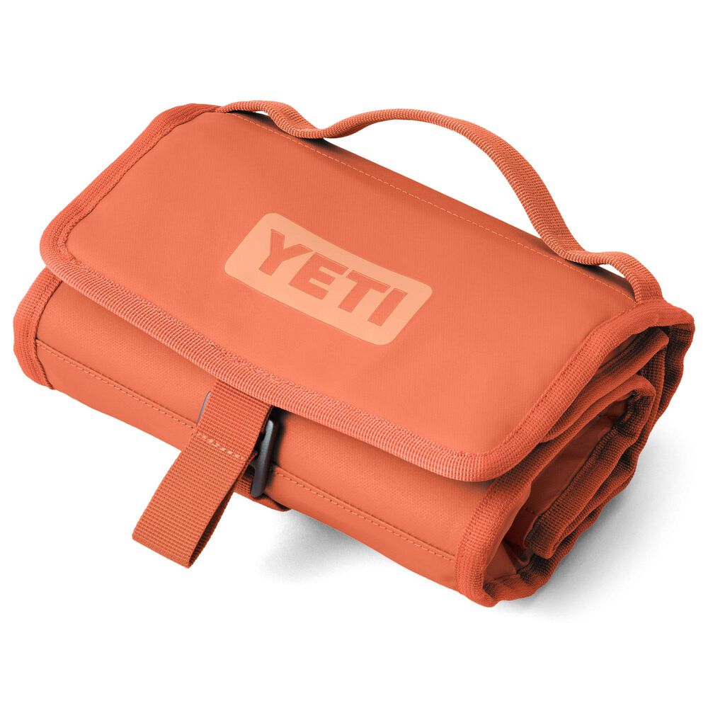 YETI Daytrip Lunch Bag In Desert Clay, , large