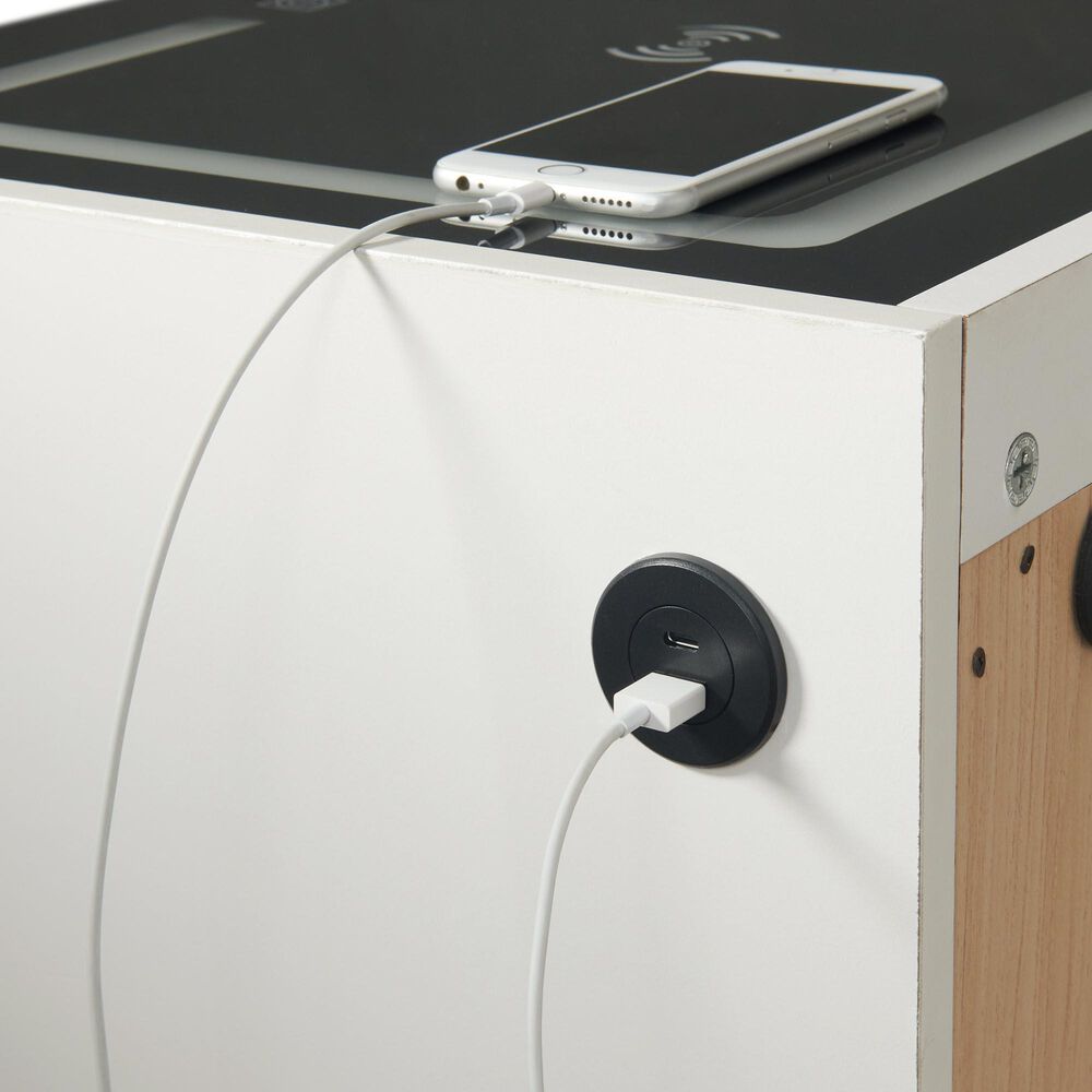 Mayberry Hill Rio 3-Drawer Nightstand in White, , large