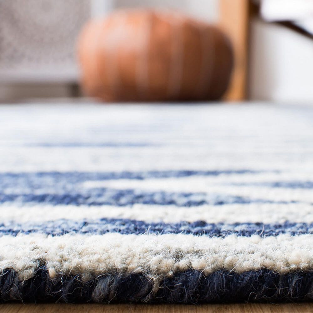 Safavieh Micro-Loop MLP153N 2&#39;3&quot; x 7&#39; Navy and Ivory Runner, , large