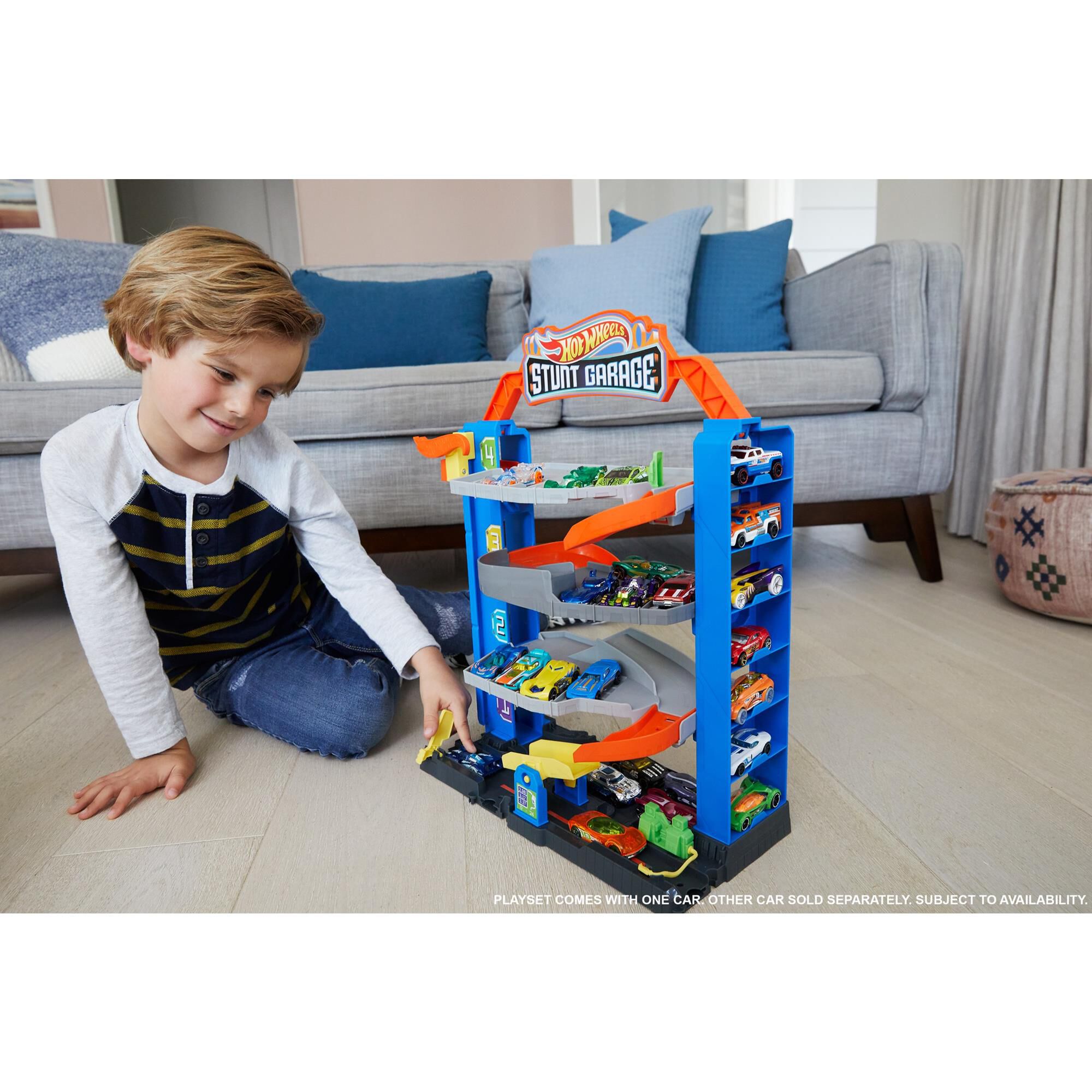 Hot Wheels City Stunt Garage Play Set NFM