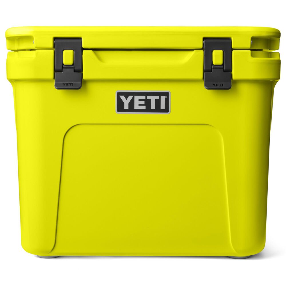 YETI Roadie 32 Wheeled Cooler in Firefly Yellow, , large