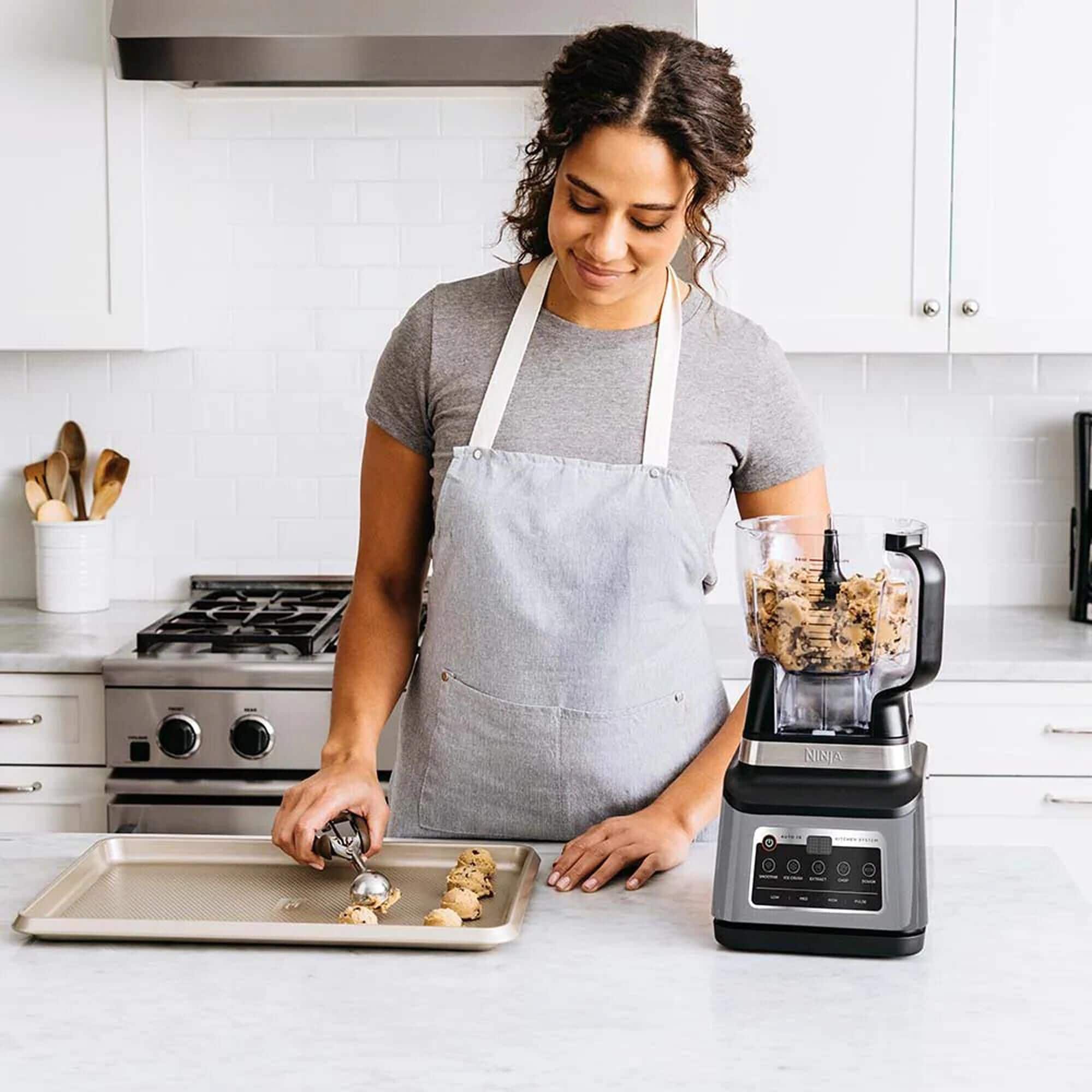 Ninja 4 in 1 cooking system with auto iq top