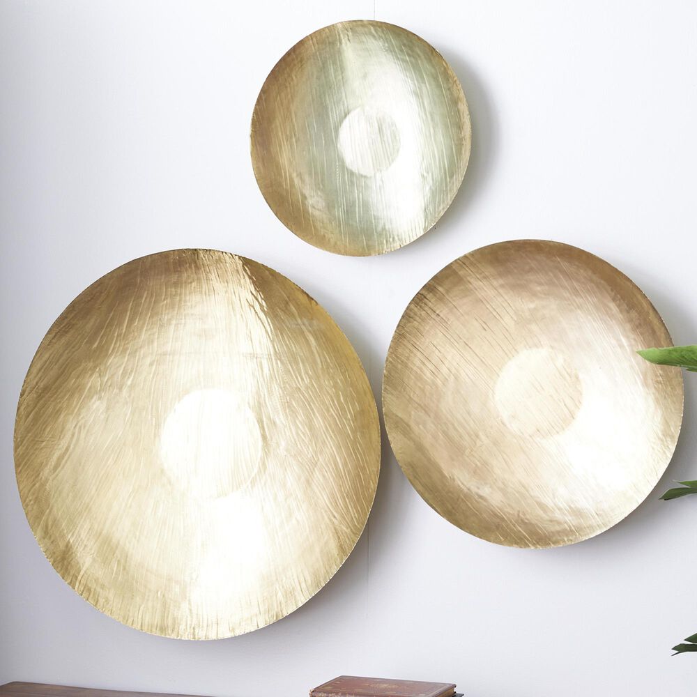 Maple and Jade 36.5&quot; x 36.5&quot; Round Large Metallic Disk Plate Wall Decor in Gold &#40;Set of 3&#41;, , large