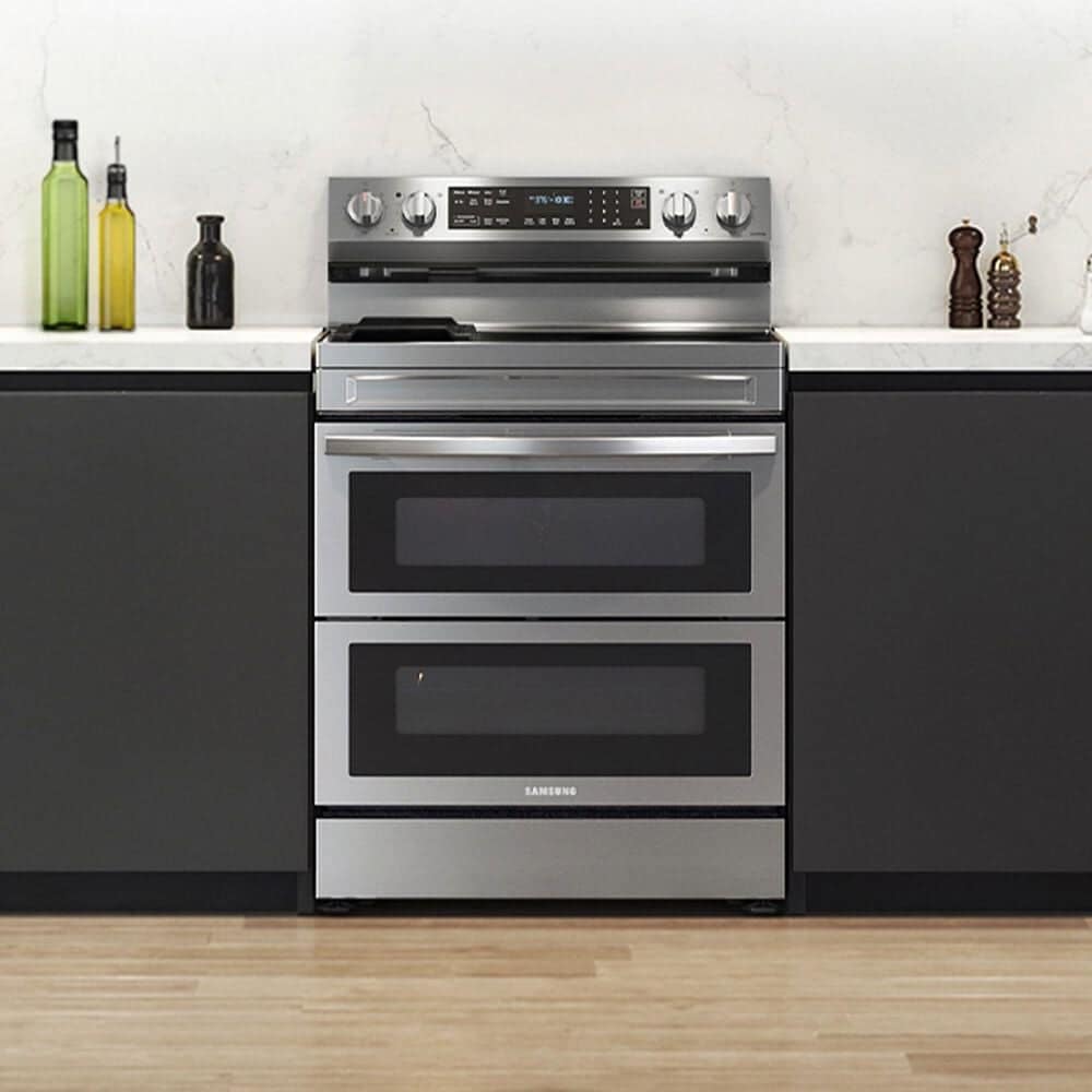 Samsung 6.3 Cu. Ft. Freestanding Electric Range in Stainless Steel, , large