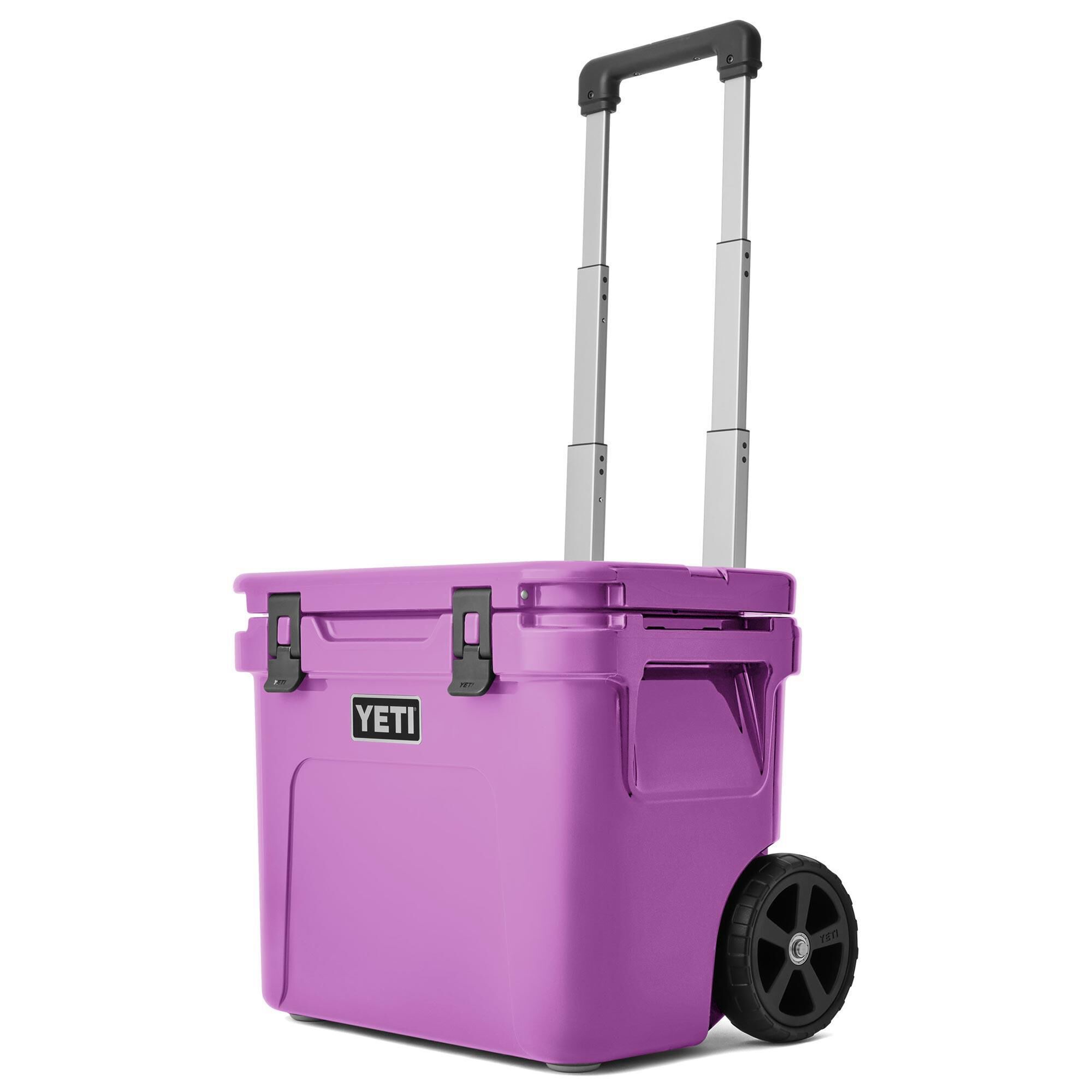 YETI Roadie 32 Wheeled Cooler in Desert Bloom