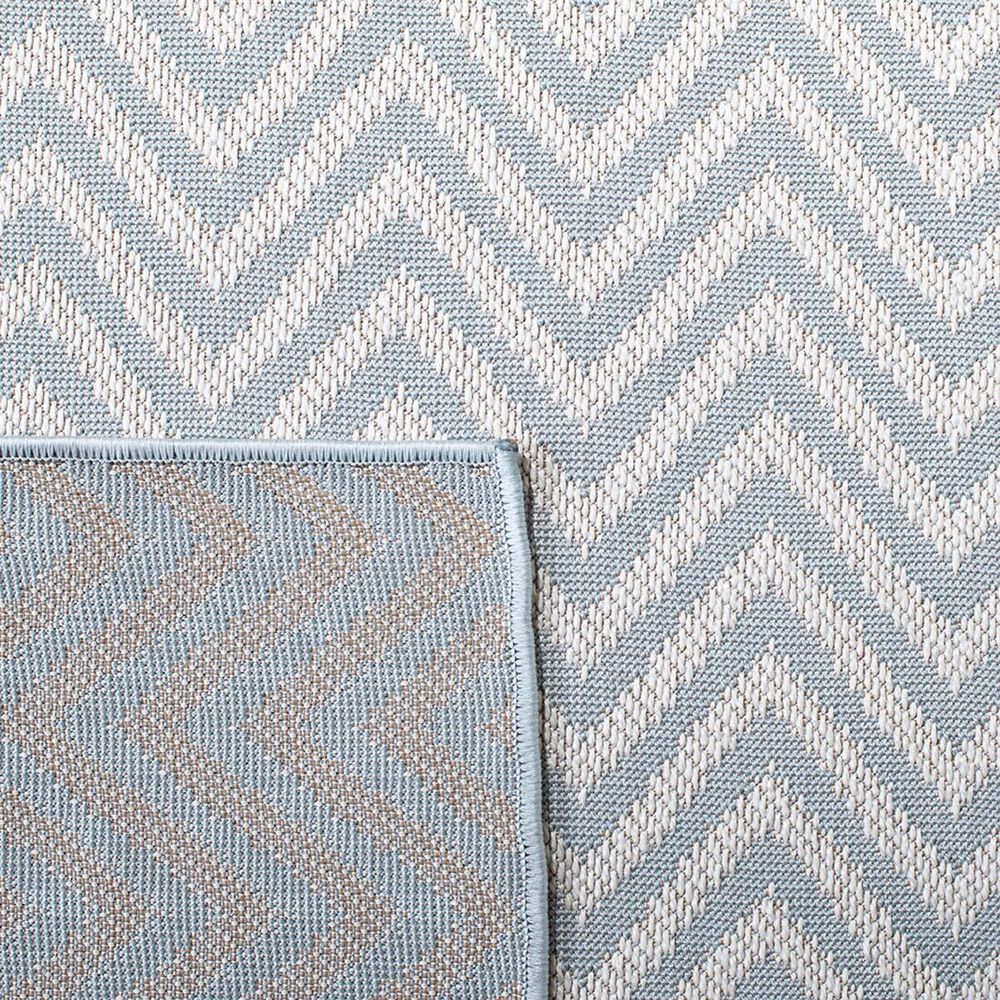 Safavieh Martha Stewart Cyprus Chevron 5&#39;5&quot; x 7&#39;7&quot; Grey and Cream Area Rug, , large