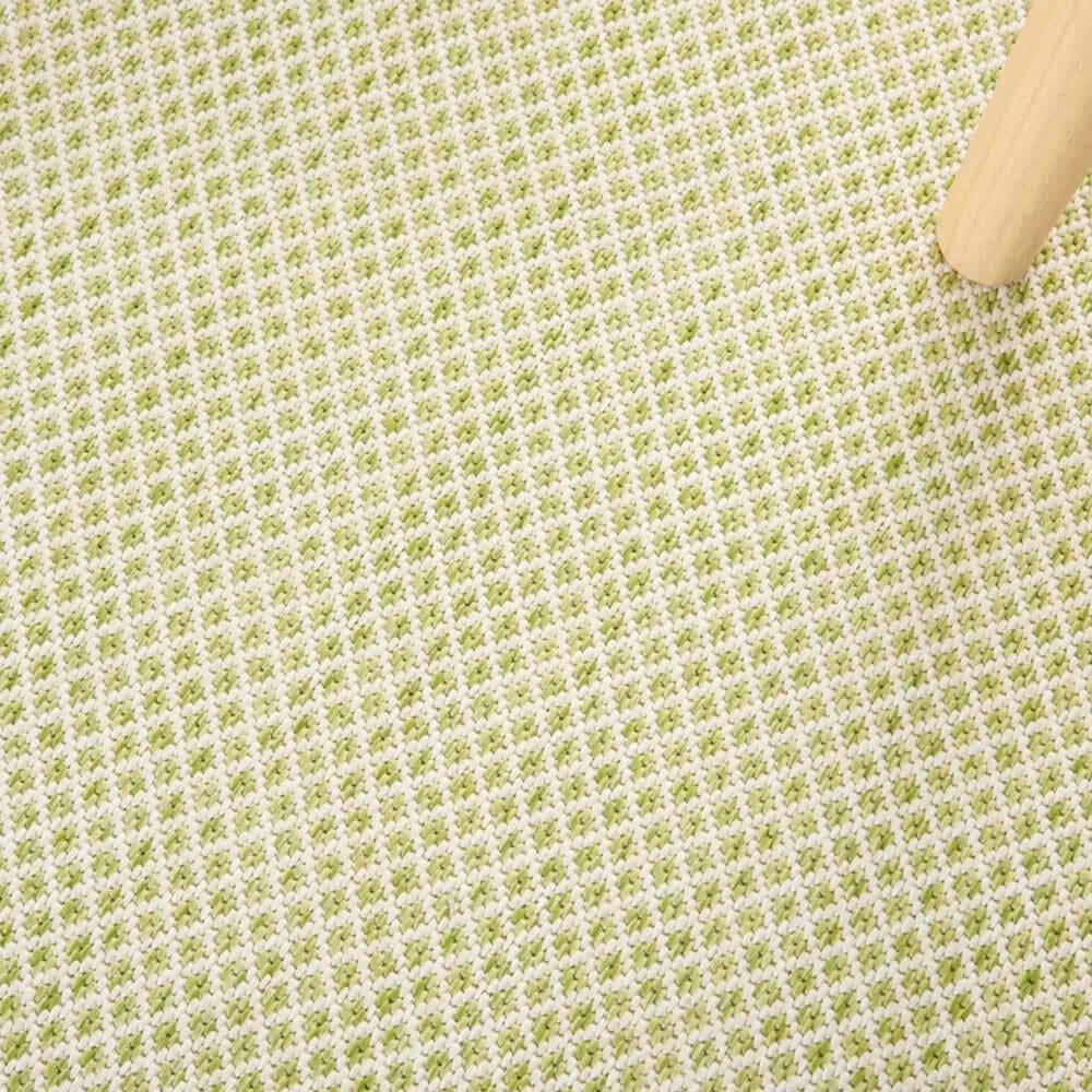 Nourison Courtyard Ivory and Green 5&#39; x 7&#39; Indoor/Outdoor Area Rug, , large