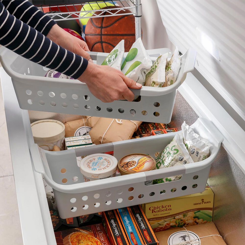 GE 8.8 Cu. Ft. Manual Defrost Chest Freezer in White, , large