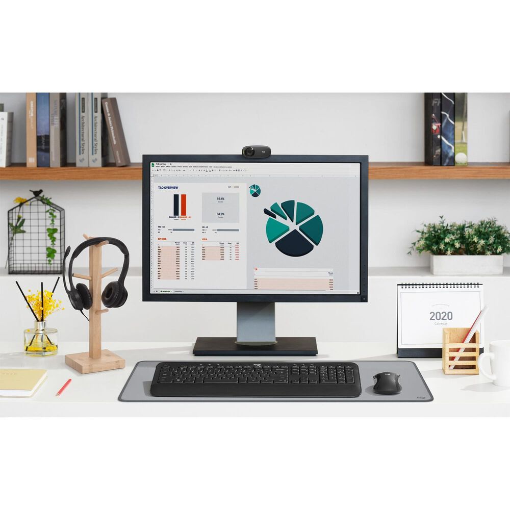Logitech MK540 Advanced Wireless Keyboard and Mouse Combo in Black, , large
