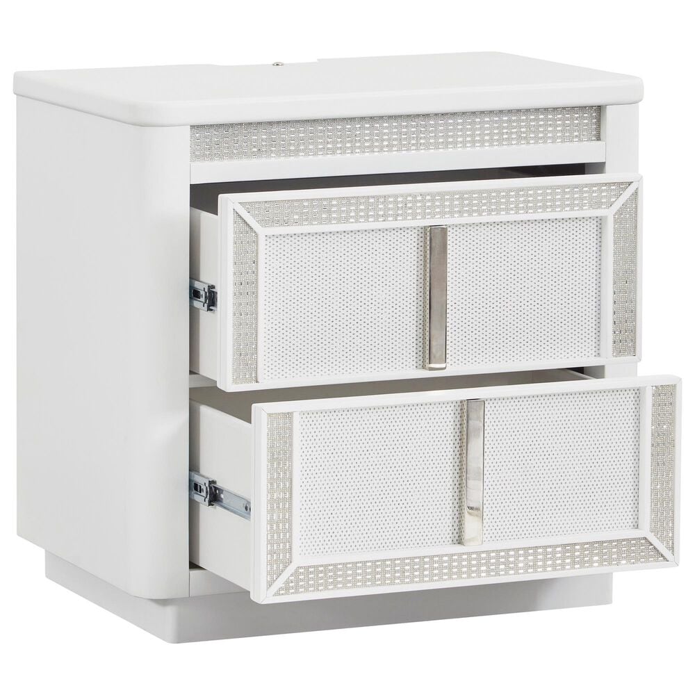 Millenium Chalanna 4-Piece California King Bedroom Set in White Lacquer, , large