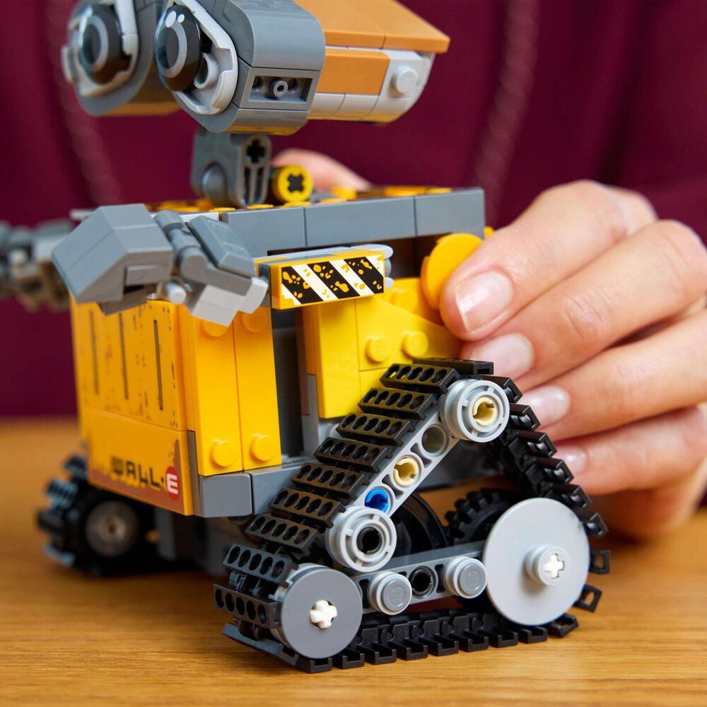 LEGO Wall-E and Eve Building Set, , large