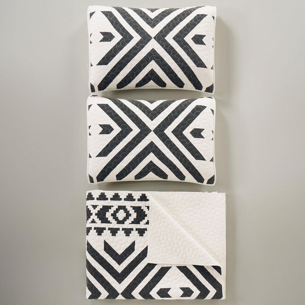 Peking Handicraft Queen Ranch 3-Piece Full/Queen Quilt Set in Black and White, , large
