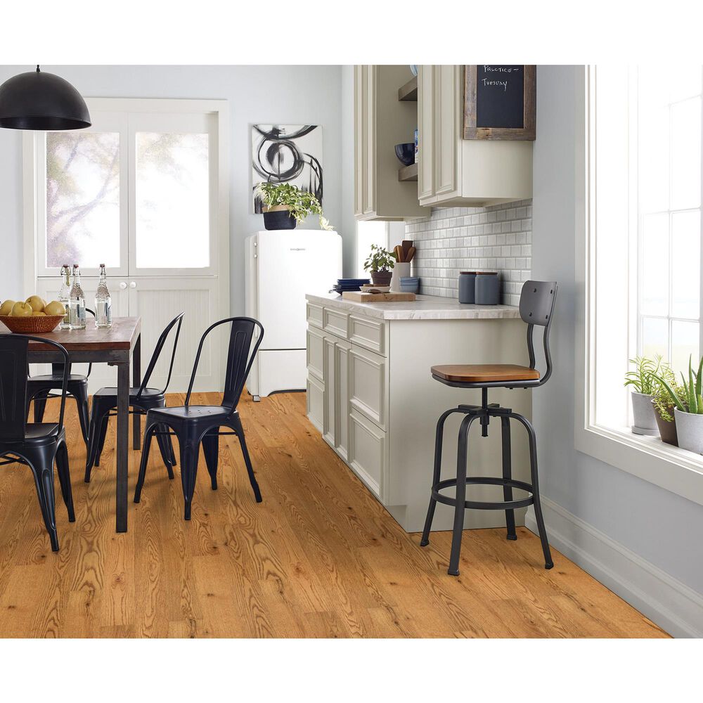 Shaw Lineage 5" Honey Oak Engineered Hardwood, , large