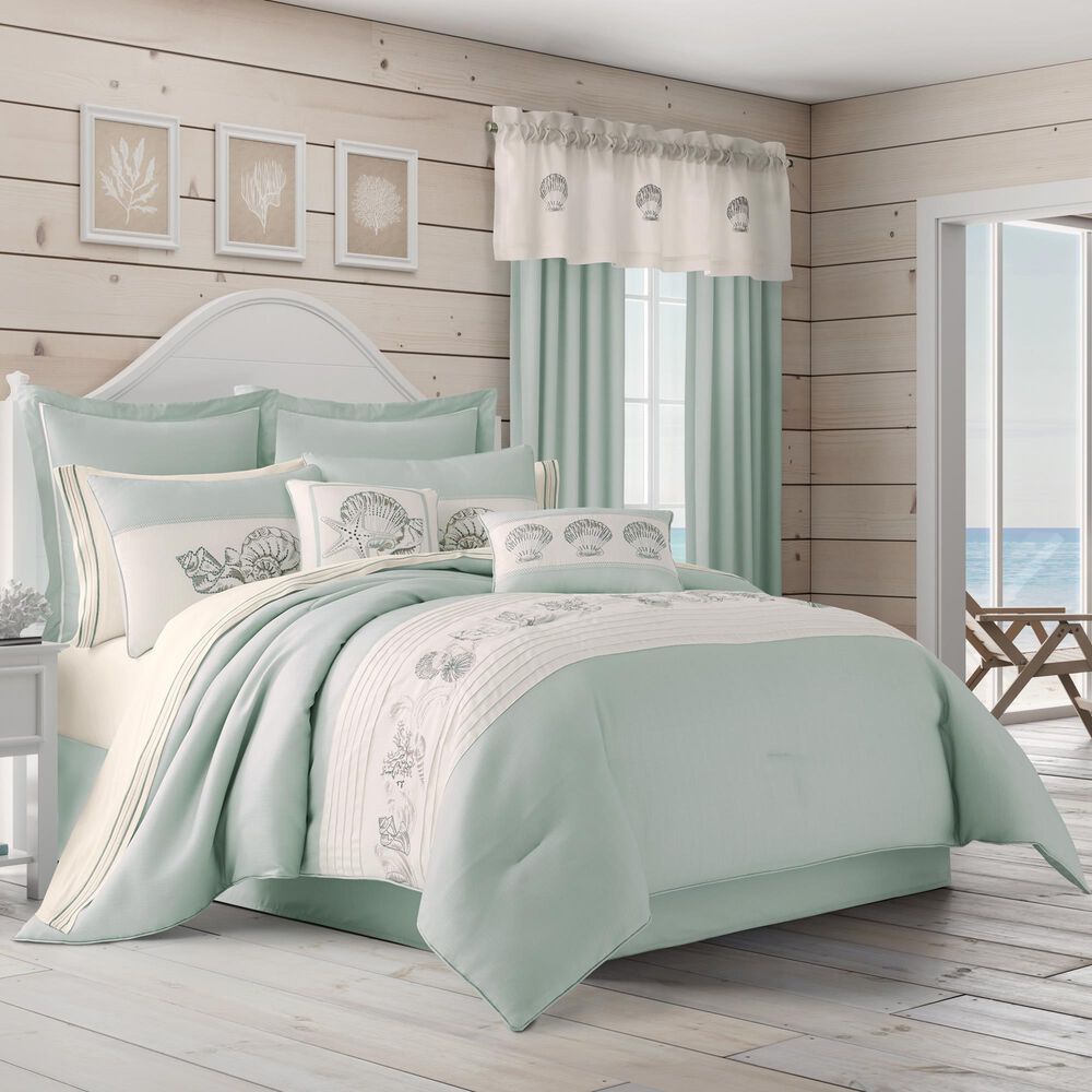 J. Queen New York Water"s Edge 4-Piece King Comforter Set in Aqua, , large
