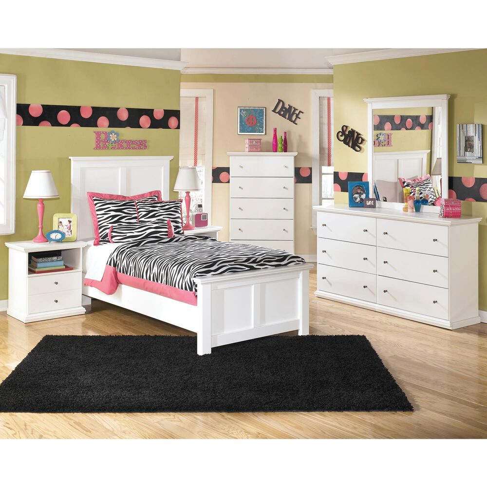 Ashley Bostwick Shoals 6-Drawer Dresser in White, , large