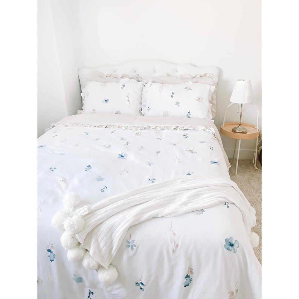 Triangle Home Fashions Livia Floral 5-Piece Full/Queen Comforter Set in Neutral and Blue, , large