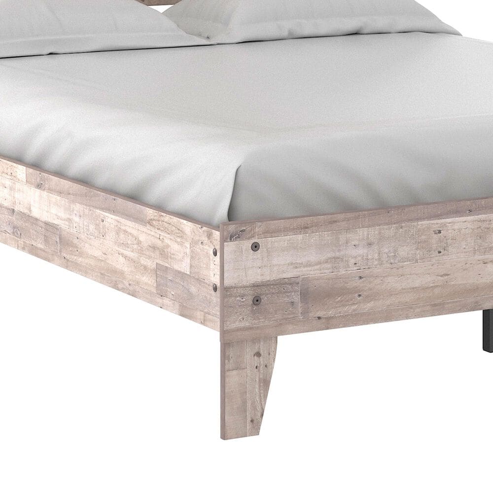 Ashley Neilsville Queen Panel Platform Bed in Whitewash, , large