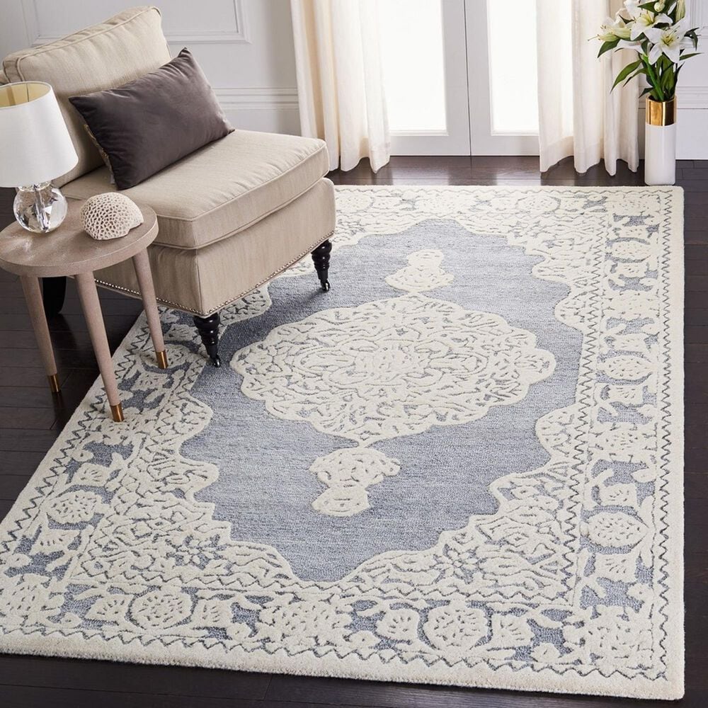 Safavieh Micro-Loop Bohemian 4&#39; x 6&#39; Light Blue and Ivory Area Rug, , large