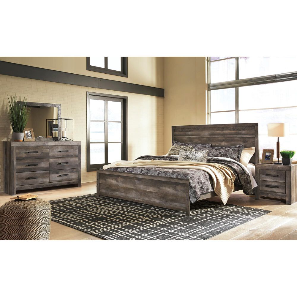 Ashley Wynnlow King Panel Bed in Gray, , large