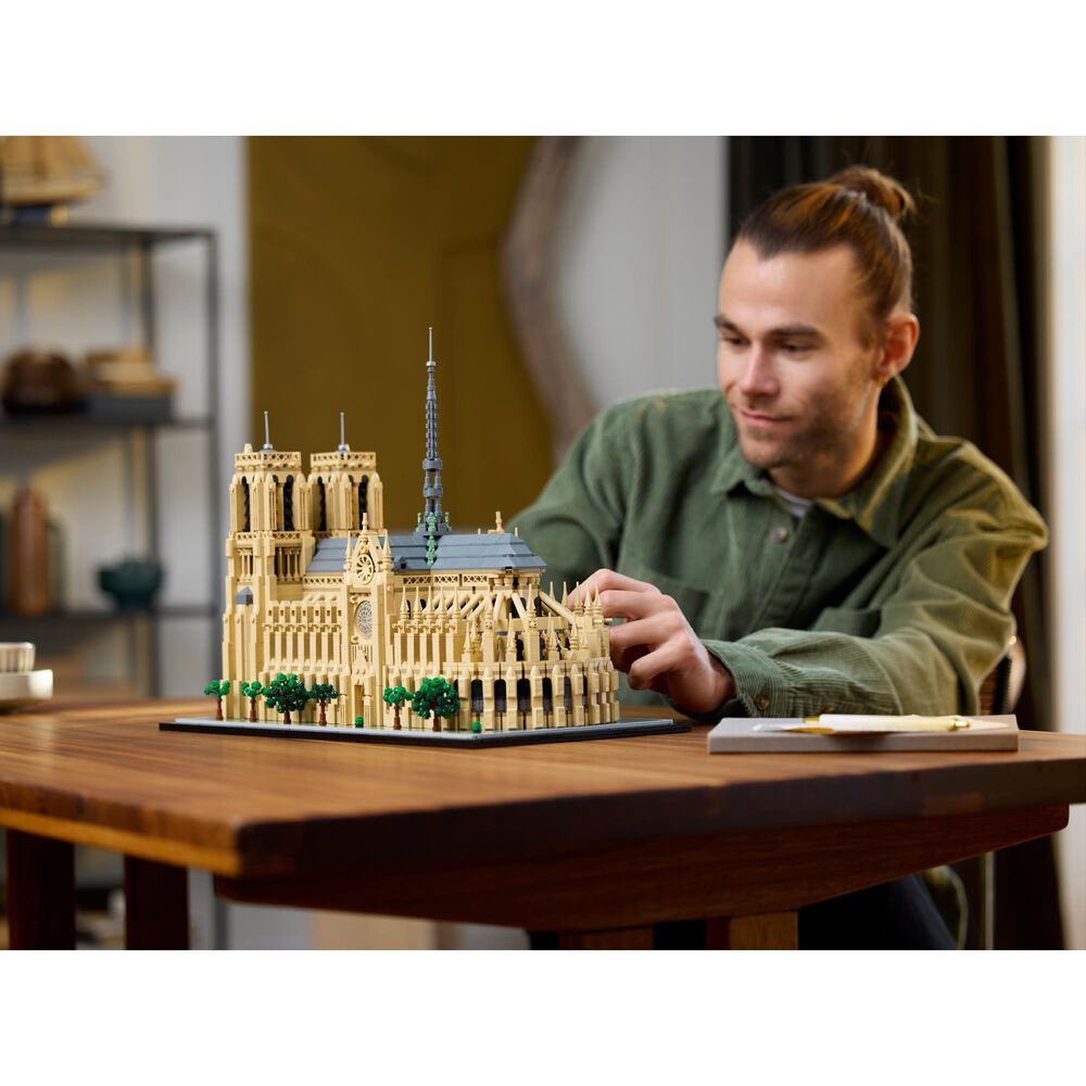 LEGO Architecture series Notre-Dame de Paris, , large