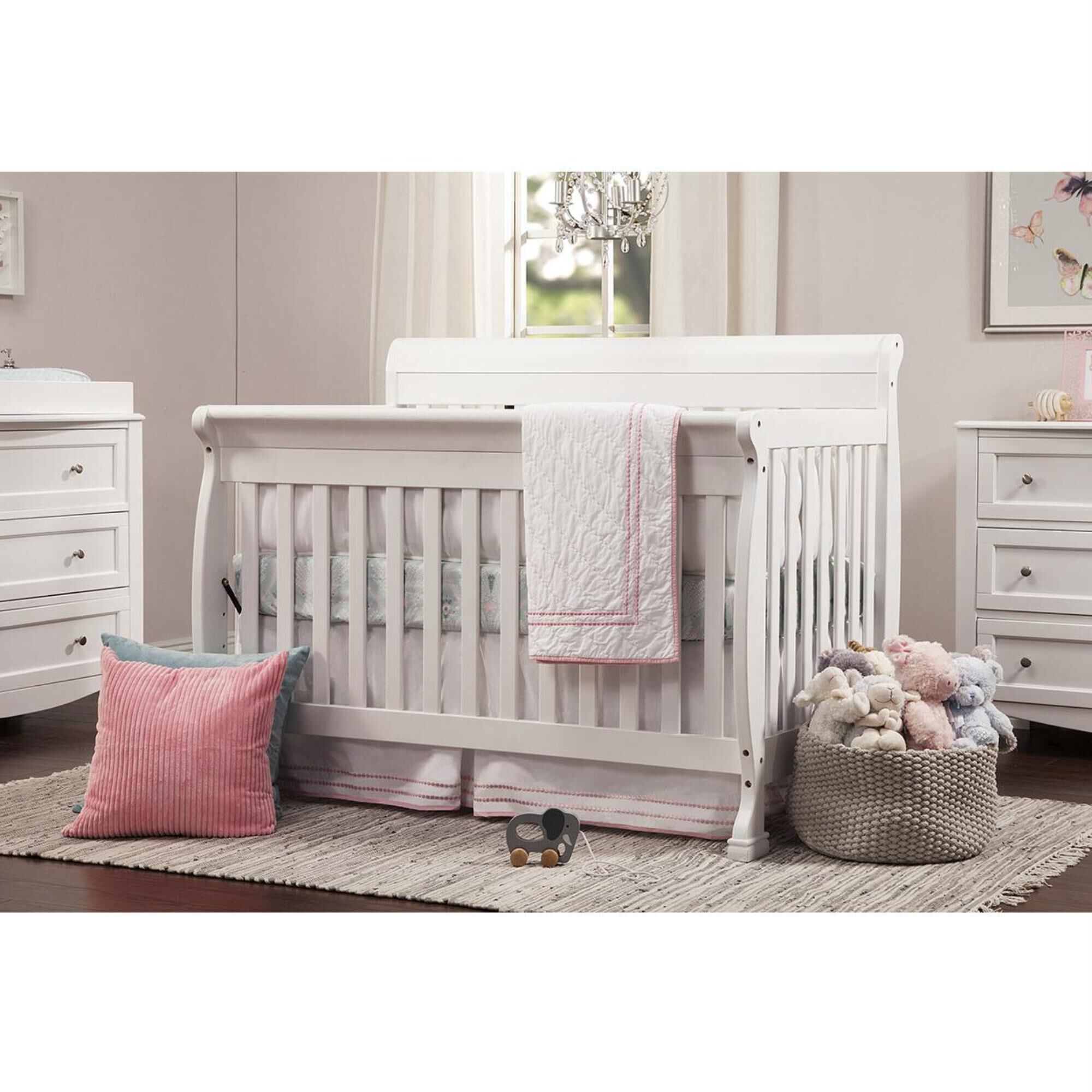DaVinci Kalani 4 in 1 Convertible Crib in White NFM