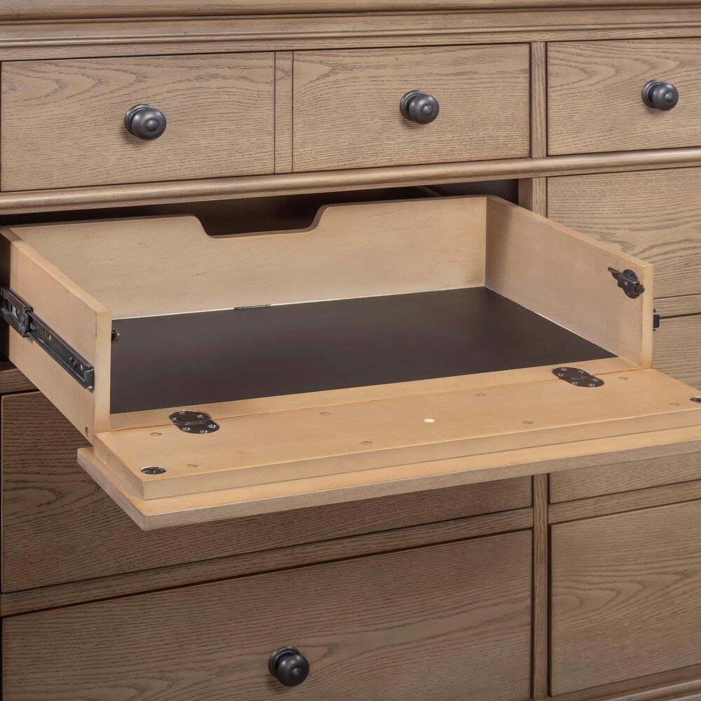 Riva Ridge Oxford 8-Drawer Chesser in Tan, , large