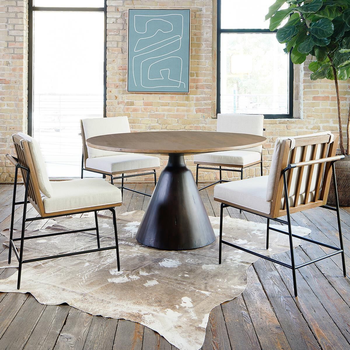 Next bronx round shop table