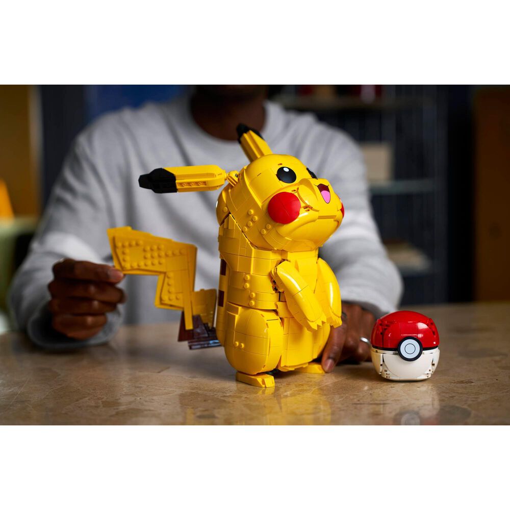 LEGO Pokemon Pikachu and Poke Ball Building Set, , large