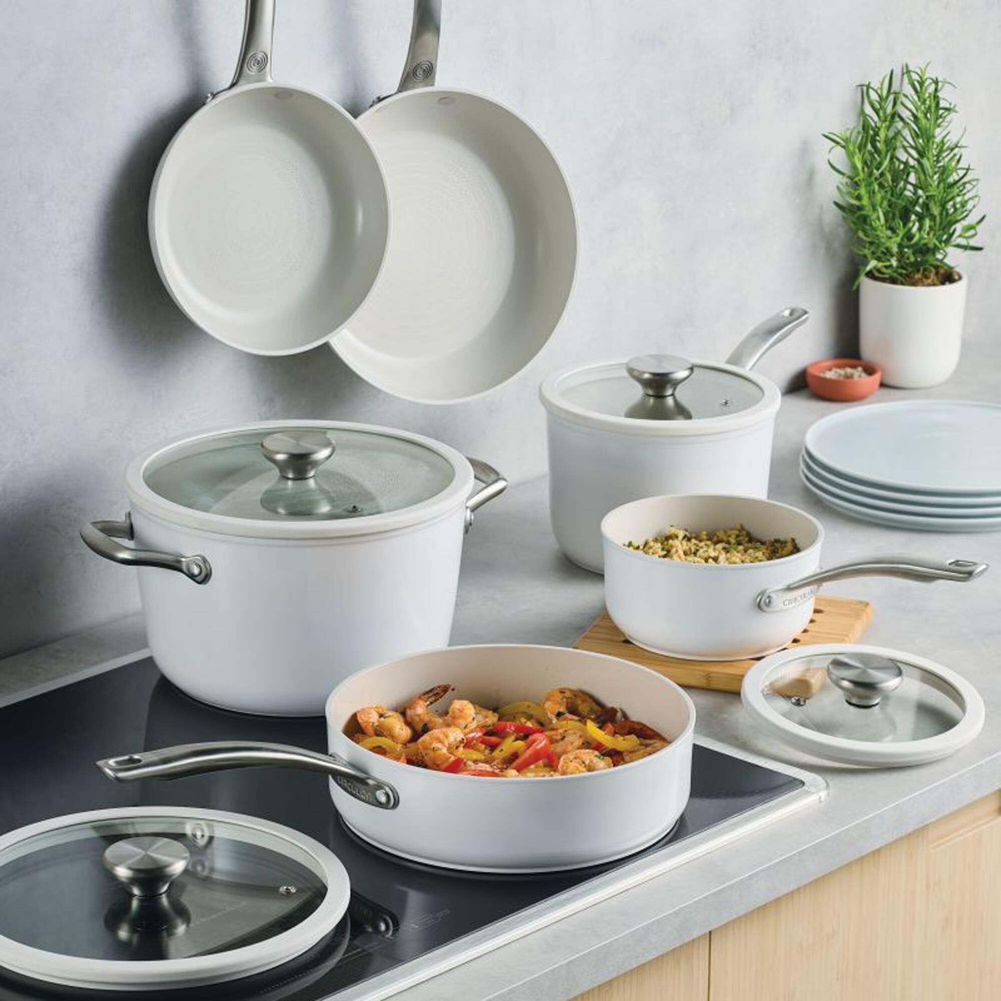 Circulon 10-Piece Ceramic Nonstick Cookware Set in Pearl White