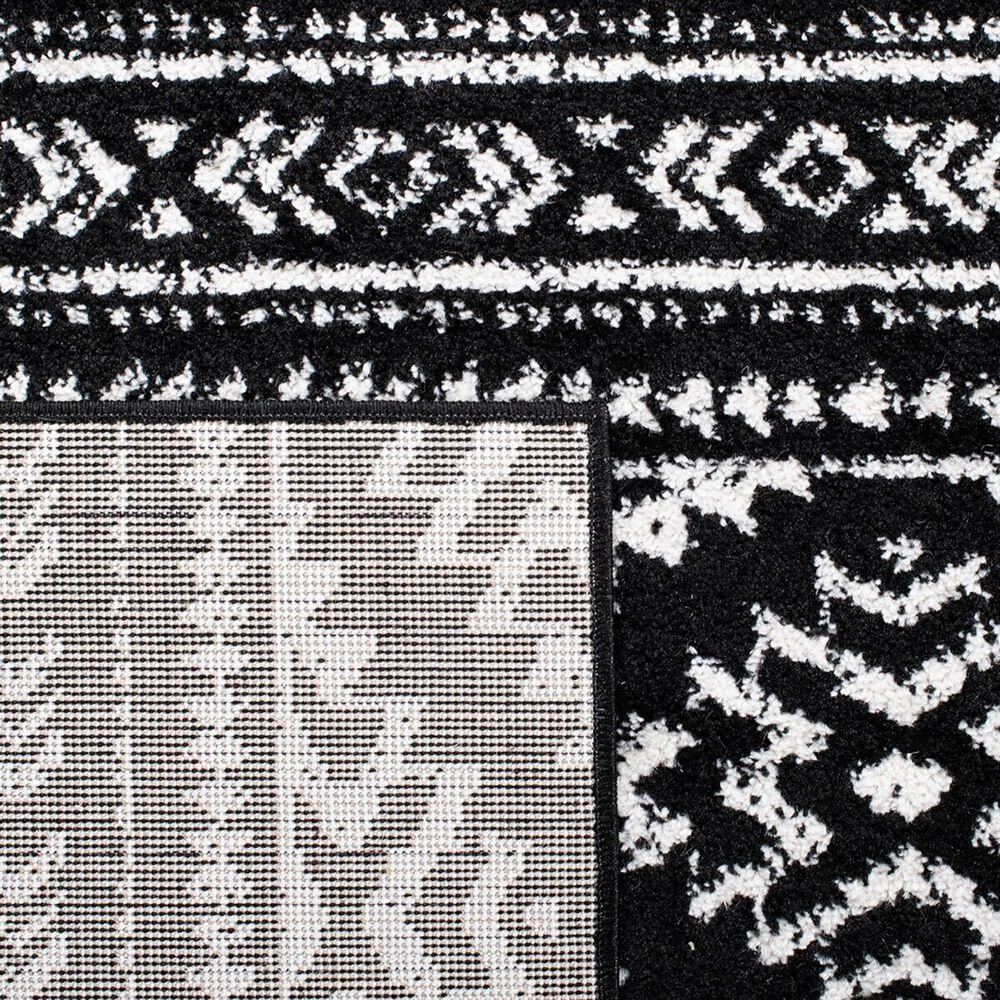 Safavieh Tulum 2&#39; x 5&#39; Black and Ivory Runner, , large