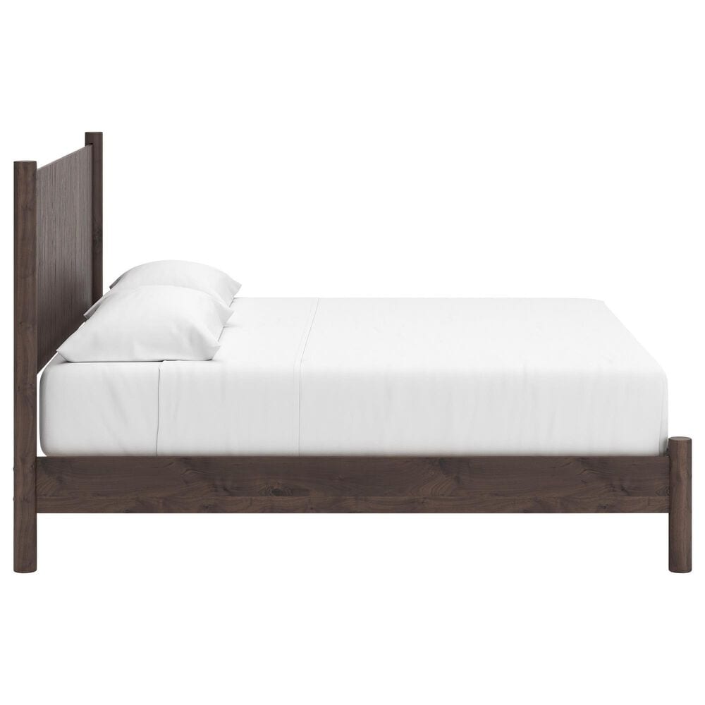 Ashley Pamytta 3-Piece King Panel Platform Bedroom Set in Rich Brown, , large