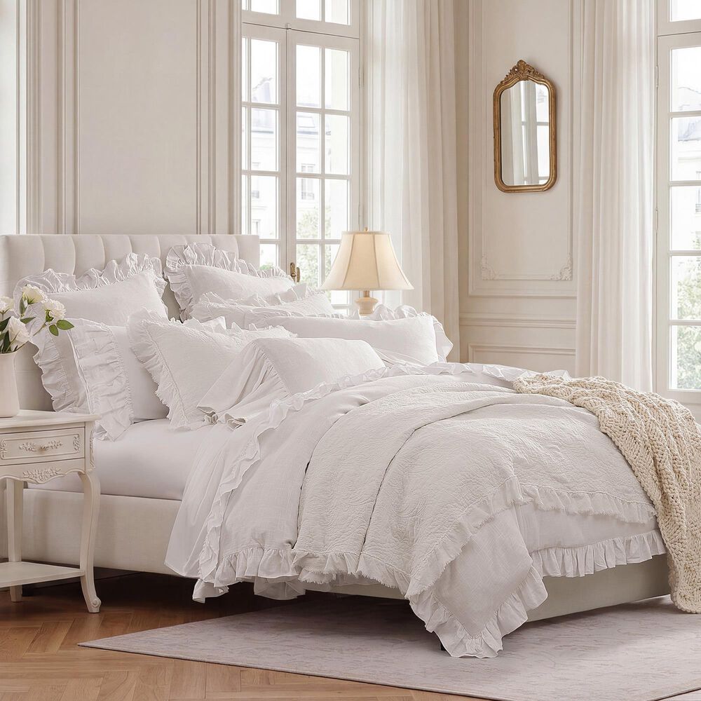 HiEnd Accents Sadie 3-Piece Full/Queen Quilt Set in White, , large