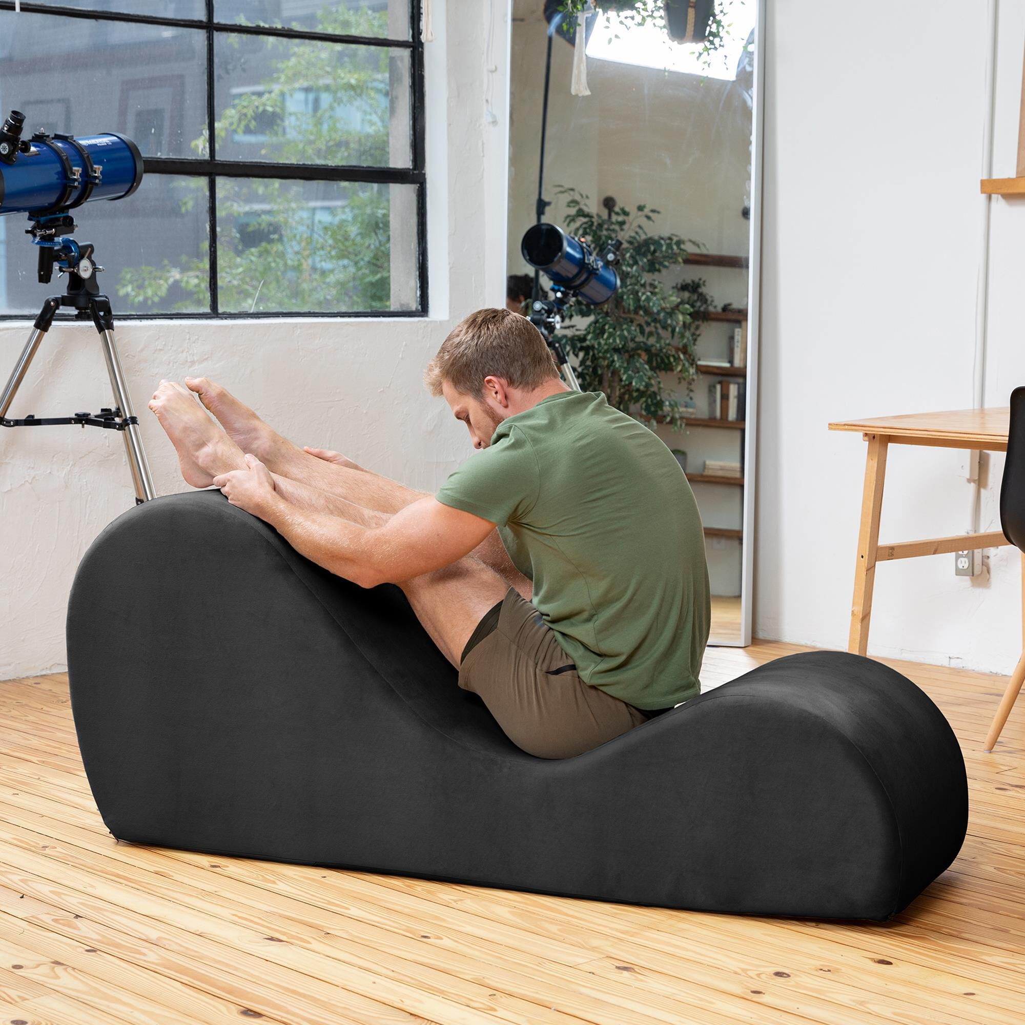 Yoga chair chaise store lounge