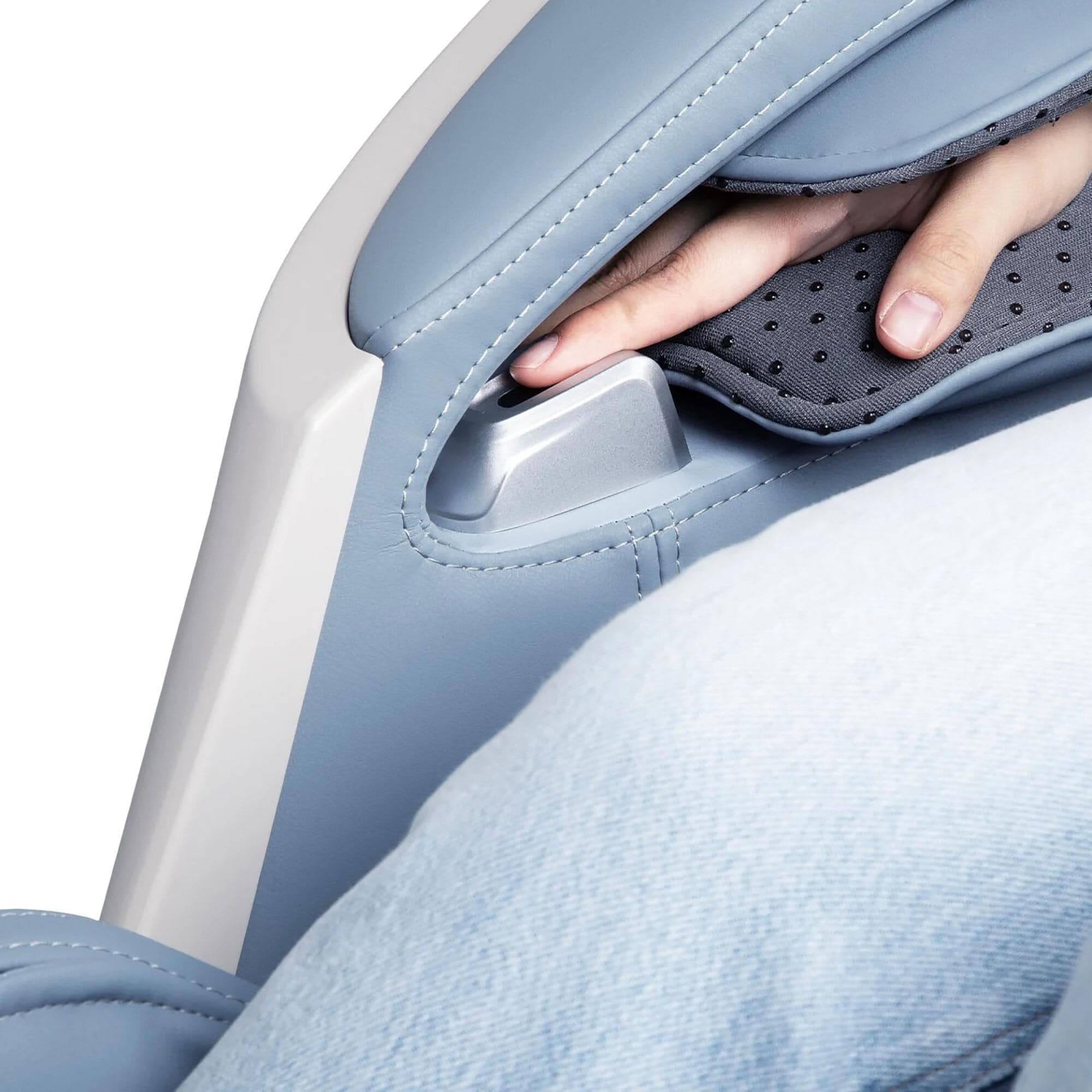 Osaki Titan Rejuv 4D Luxury Massage Chair in Blue