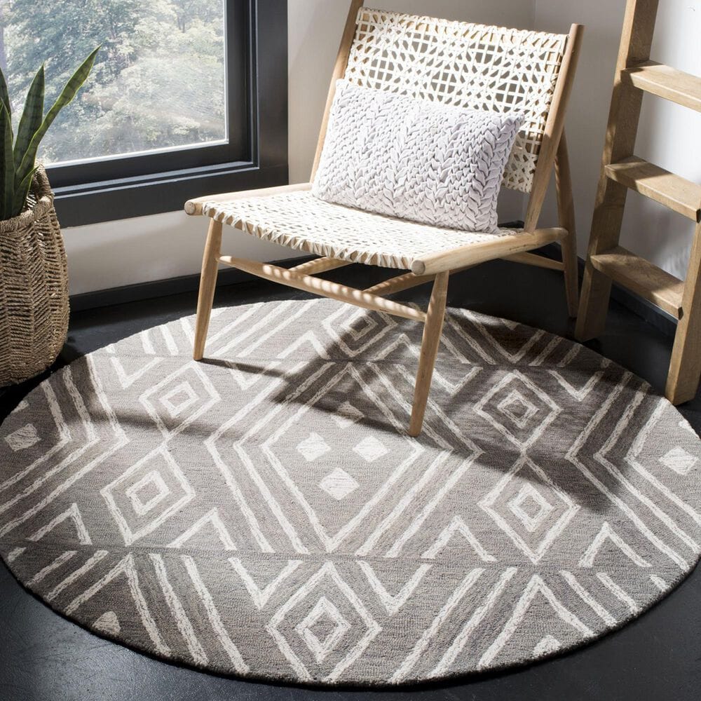 Safavieh Micro-Loop Southwestern 5&#39; Round Grey and Ivory Area Rug, , large